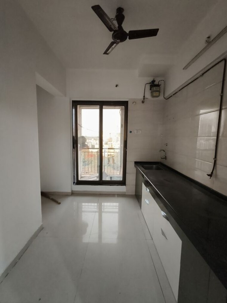 Kitchen, velocity-hill-spring 2.5 Bedroom 800 Sq.Ft. Apartment In Ghodbunder Road Thane 10424729
