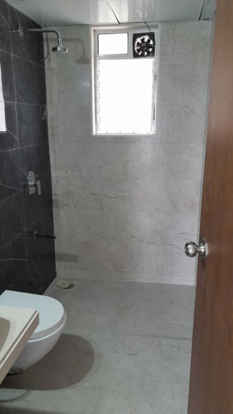 Bathroom, dosti-group-landmark 2 Bedroom 680 Sq.Ft. Apartment In Balkum Pada Thane 10424672