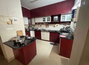 Team Area in 3 BHK Apartment at Kadubeesanahalli – for Rent