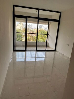 Room in 2 BHK Apartment at Kumar Palaash A, Wadgaon Sheri – for Rent