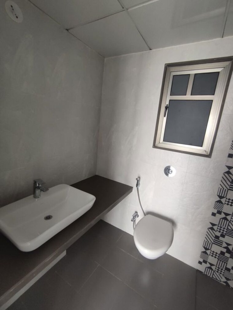 Bathroom, kumar-palaash-a 2 Bedroom 900 Sq.Ft. Apartment In Wadgaon Sheri Pune 10424780