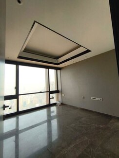 5 BHK + Pooja Room,Servant Room,Study Room,Extra Room,Store Room Apartment For Rent in Lodha Trump Tower