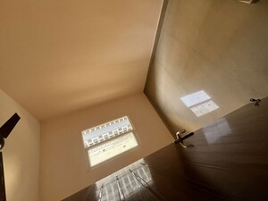 Study Room in 2.5 BHK Apartment at Amrapali Ivory Heights, Amrapali Dream Valley – for Rent