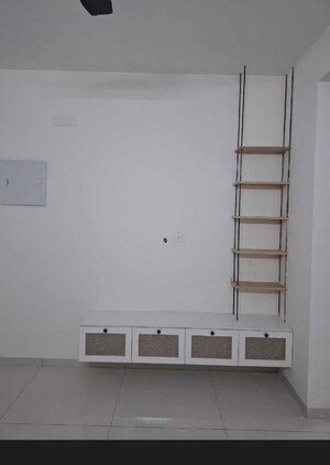Furnished Amenities in 2 BHK Apartment at DSR Highland Greenz, Doddakannelli – for Rent