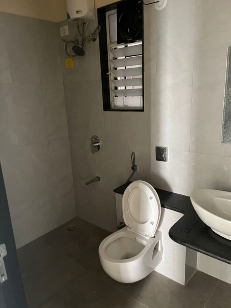 Bathroom, nyati-era 3 Bedroom 1400 Sq.Ft. Apartment In Dhanori Pune 10424813