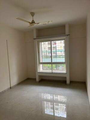 Room in 3 BHK Apartment at Nyati Era, Dhanori – for Rent