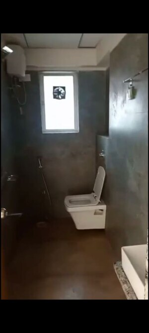 Furnished Amenities in 1 BHK Apartment at Kurla – for Rent