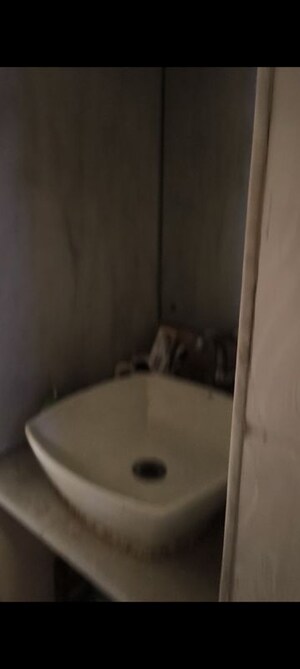 Bathroom in 2 BHK Apartment at Nehru Nagar – for Rent