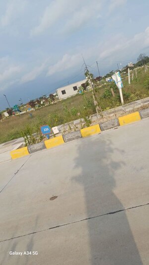  Plot For Sale in Ismailkhanpet