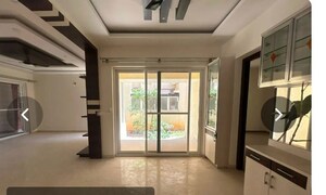 Building Lobby in 4 BHK Villa at Prestige Mayberry, Chansandra – for Rent