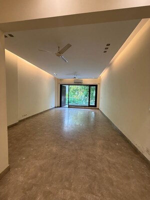 Room in 4 BHK Builder Floor at New Friends Colony – for Rent