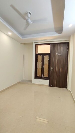 Room in 1 BHK Builder Floor at Freedom Fighters Enclave – for Rent