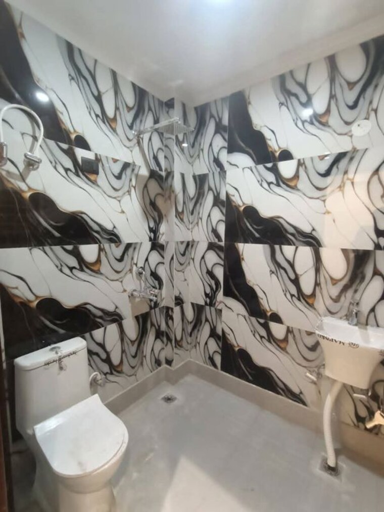 Bathroom, saket 1 Bedroom 450 Sq.Ft. Builder Floor In Saket Delhi 10424942