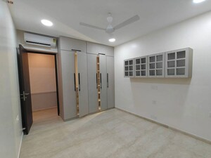 Bedroom in 3 BHK Apartment at Kalpataru Magnus, Bandra East – for Rent