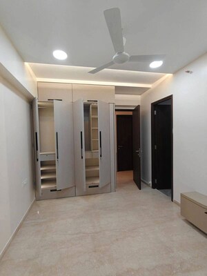 Bedroom in 3 BHK Apartment at Kalpataru Magnus, Bandra East – for Rent