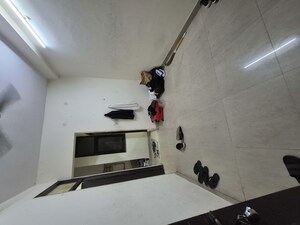 Furnished Amenities in 1.5 BHK Builder Floor at Mayur Vihar – for Rent