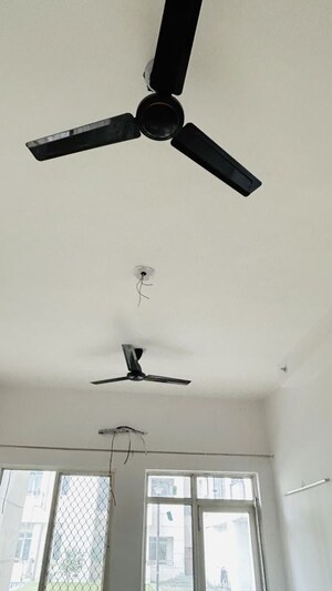 Furnished Amenities in 2 BHK Apartment at Jaypee Kensington Park Apartments, Sector 133 – for Rent