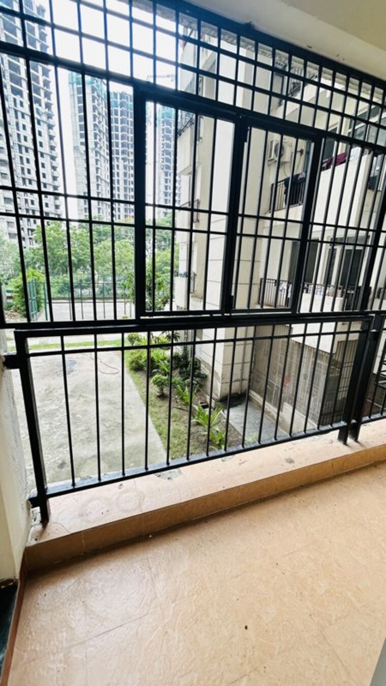 Balcony, jaypee-kensington-park-apartments 2 Bedroom 1107 Sq.Ft. Apartment In Sector 133 Noida 10424956