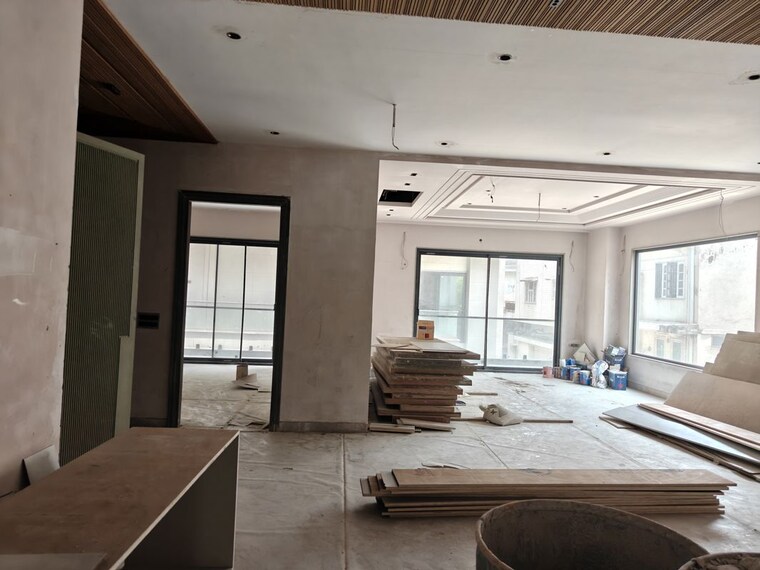 Living Room, model town phase 2 5 Bedroom 550 Sq.Yd. Builder Floor In Model Town Phase 2 Delhi 10424987