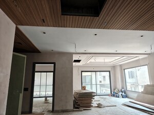 5 BHK Builder Floor For Sale in Model Town Phase 2