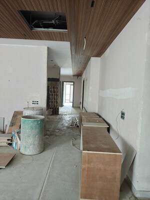 Corridor in 5 BHK Builder Floor at Model Town Phase 2 – for Sale
