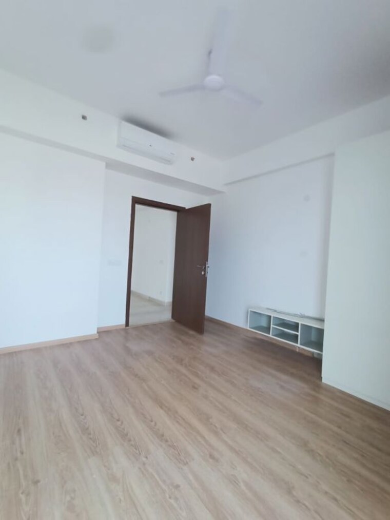 Room, m3m-latitude 3.5 Bedroom 2500 Sq.Ft. Apartment In Sector 65 Gurgaon 10424996