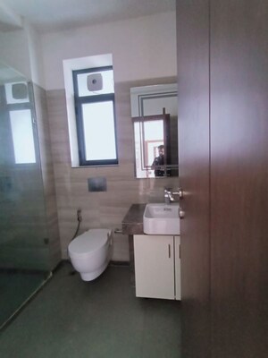 Bathroom in 4 BHK Apartment at M3M Latitude, Sector 65 – for Rent