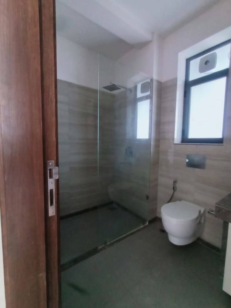 Bathroom, m3m-latitude 4 Bedroom 3000 Sq.Ft. Apartment In Sector 65 Gurgaon 10424997