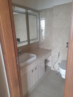 Bathroom in 4 BHK Apartment at M3M Latitude, Sector 65 – for Rent
