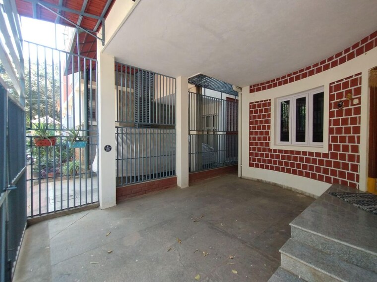 Exterior View, whitefield Pg For Boys In Whitefield 10425017