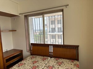 Room in 3 BHK Apartment at Pristine Prism, Aundh – for Rent