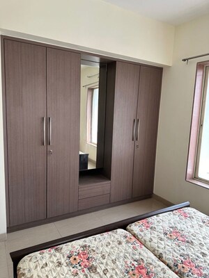 Room in 3 BHK Apartment at Pristine Prism, Aundh – for Rent