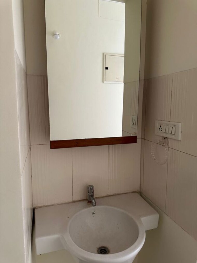 Bathroom, pristine-prism 3 Bedroom 1450 Sq.Ft. Apartment In Aundh Pune 10425029