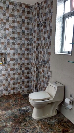Bathroom in 3.5 BHK Apartment at Unitech Harmony, Sector 50 – for Rent