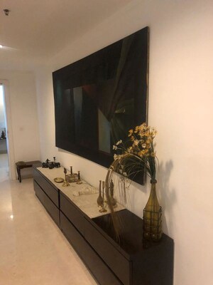 Living Room in 3.5 BHK Apartment at Unitech Harmony, Sector 50 – for Rent