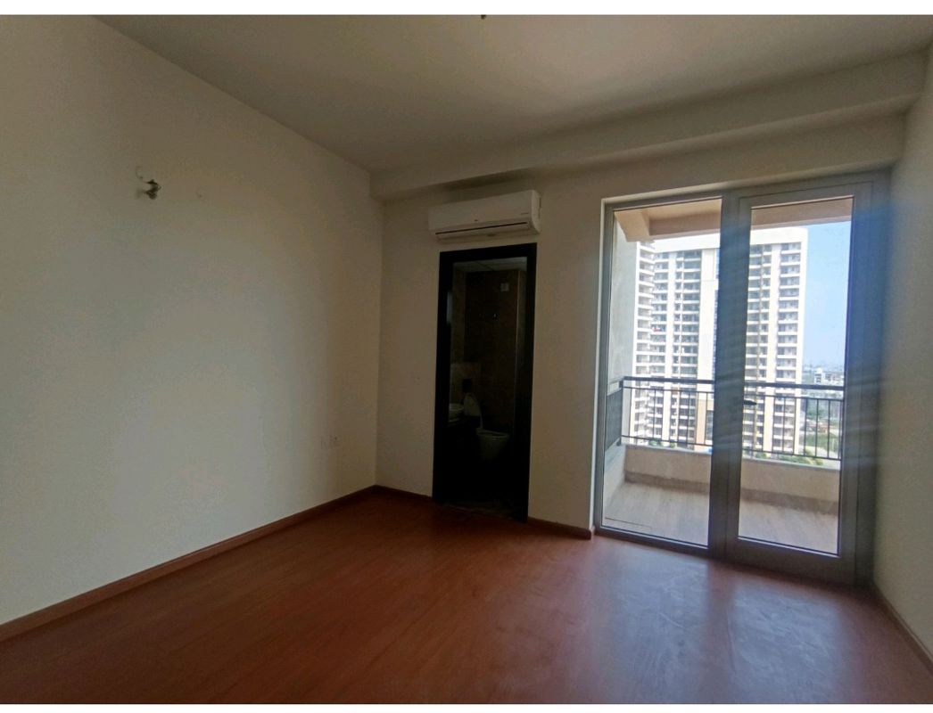3 BHK 2100 Sq.Ft. Apartment in Chintels Serenity