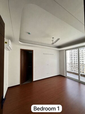 Room in 3 BHK Apartment at Kharar Road – for Rent