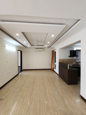 Room in 3 BHK Apartment at Sector 66-A – for Rent