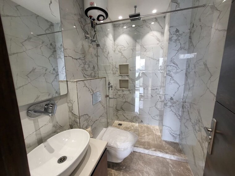 Bathroom, eros-rosewood-city 3 Bedroom 1700 Sq.Ft. Apartment In Sector 49 Gurgaon 10425042