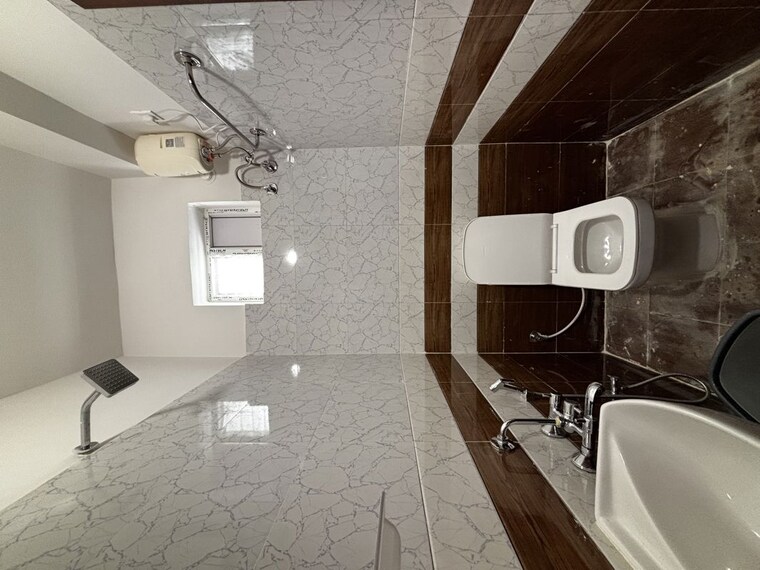 Bathroom, kamala-arcade-kondapur 1 Bedroom 750 Sq.Ft. Apartment In Kondapur Hyderabad 10425046