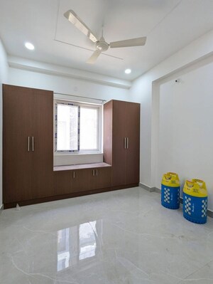 Room in 1 BHK Apartment at BM Residency Kondapur, Kondapur – for Rent