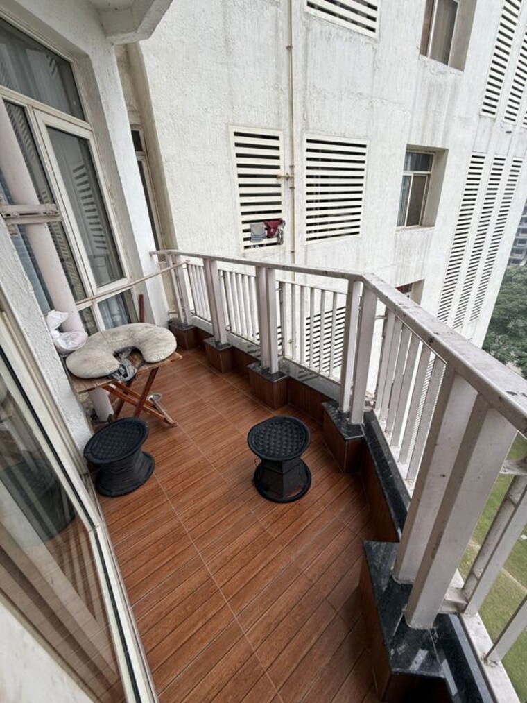 Balcony, jaypee-green-the-star-court 2 Bedroom 1820 Sq.Ft. Apartment In Jaypee Greens Greater Noida 10425056