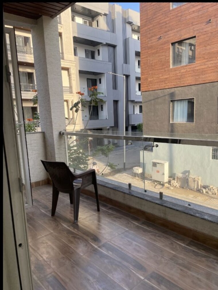 Balcony, bptp-district-3 3 Bedroom 1620 Sq.Ft. Builder Floor In Sector 85 Faridabad 10425082