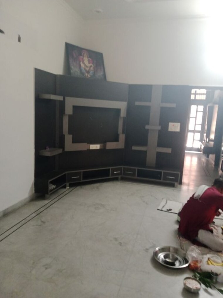  Parking, model town 3 Bedroom 1936 Sq.Ft. Builder Floor In Model Town Panipat 10425108