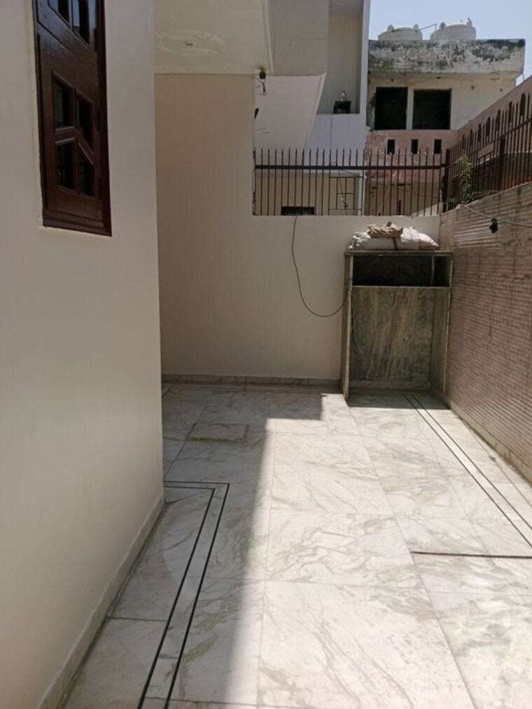 Balcony, model town 3 Bedroom 1936 Sq.Ft. Builder Floor In Model Town Panipat 10425108