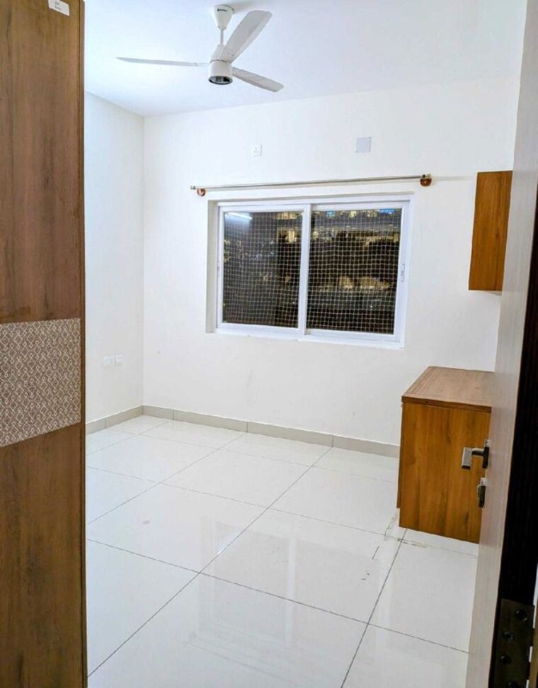 Room, prestige-green-gables 3 Bedroom 1500 Sq.Ft. Apartment In Panathur Bangalore 10425111