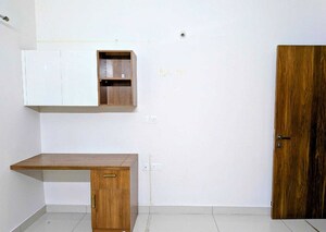 Room in 3 BHK Apartment at Prestige Green Gables, Panathur – for Rent