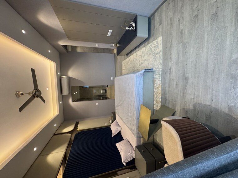 Room, supertech-supernova-spira-suites 1 RK 695 Sq.Ft. Apartment In Sector 94 Noida 10398966