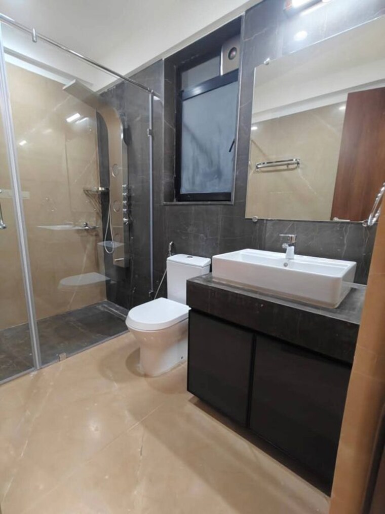 Bathroom, uct-unique-serenity 2 Bedroom 899 Sq.Ft. Apartment In Shivaji Park Mumbai 10425122