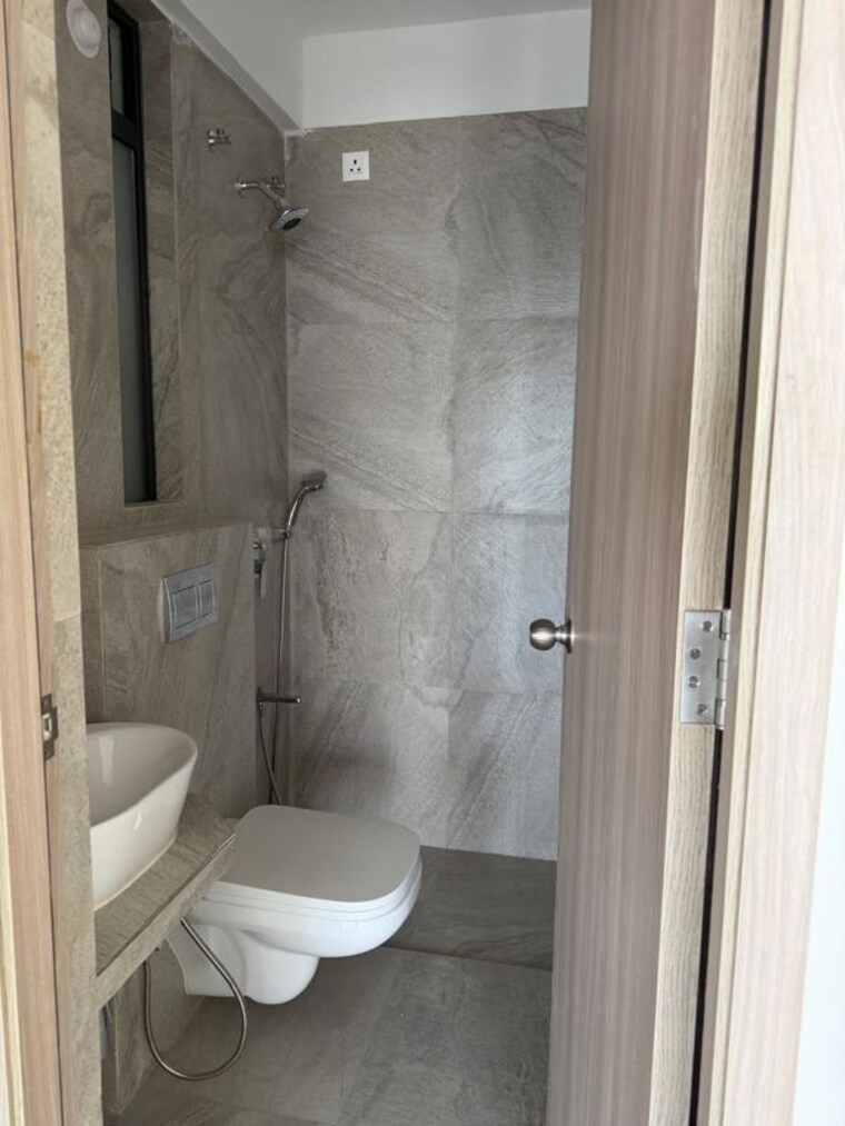 Bathroom, prescon-midtown-bay 2 Bedroom 875 Sq.Ft. Apartment In Mahim West Mumbai 10425136